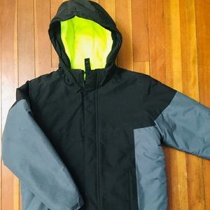 NWOT Children’s Place Boys Winter Coat (L 10/12)
